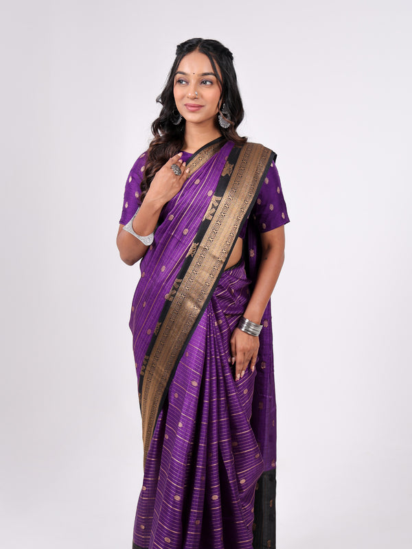 Dola Jequard Pattern Border Silk Weaving Jari With Contrast Dye Concept